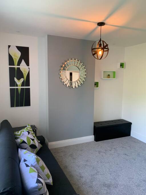 Nec/airport - The Allium, Two Bedroom * Marston Green